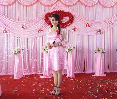 给大家普及下婚庆礼仪培训学习教程免费下载婚礼礼仪培训