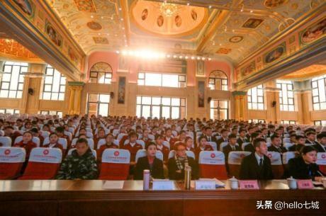 给大家普及下百日誓师大会宣誓词学习教程免费下载百日誓师宣誓词有气势的 给大家普及下百日誓师大会宣誓词学习教程免费下载百日誓师宣誓词有气势的