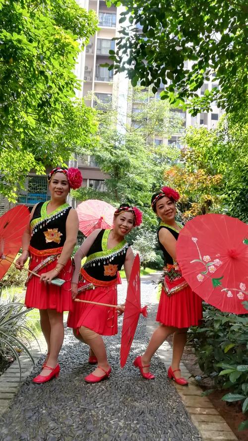 给大家普及下五月的鲜花永远跟党走学习教程免费下载五月的鲜花永远跟党走全国大学生校