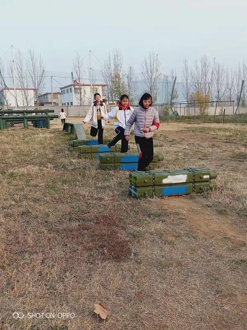 给大家普及下障碍跑教案学习教程免费下载障碍跑教学动作要领